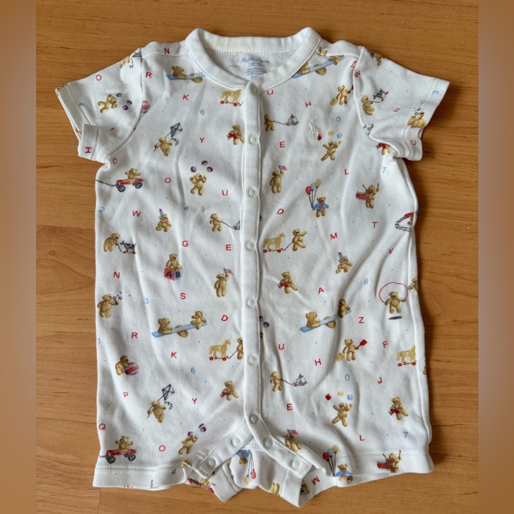 Ralph Lauren Baby Boy All Cotton Shorttall Romper w Polo Bear Alphabet Print 9 M - Picture 2 of 11